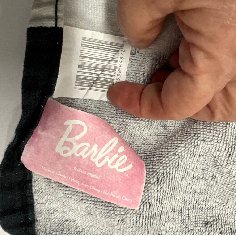 BARBIE Cotton Bath/Pool/Beach Towel 2023 Mattel Black White Strip Pink Barbie - Picture 5 of 8